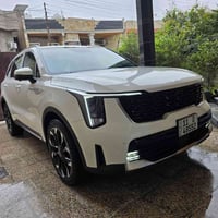 للبيع كيا سورنتو  موديل 2025   ضمان شركة الدولية وبعدها بالضمان وبيهة ...