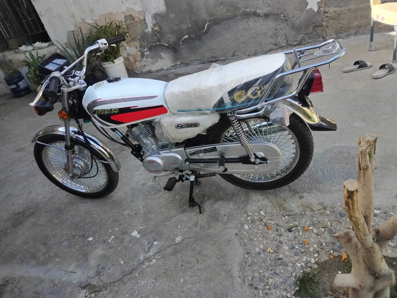 للبيع تايكر موديل 2026 دراجه جديده صارله ٤ ايام من طالعه من المعرض الشراي يتصل وبي خير ويدلل
السعر ٦٧٥ وبيه مجال
المكان كربلاء الحسينيه
***********
