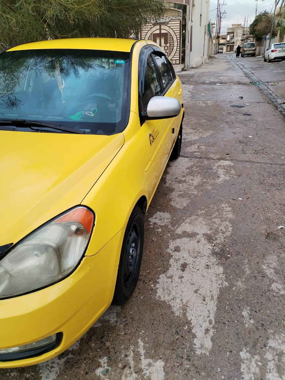 السلام عليكم 
أكسنت أمريكي 
موديل 2011
محرك 16
سنويه جديده كابون بانزين
سياره جاهزه
المكان موصل الايسر
رقم موبايل ***********
***********
