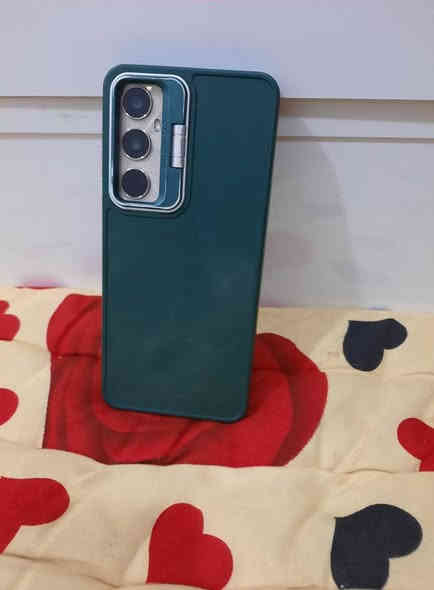 جهاز ريلمي اس 65 فول جهاز يخبل جديد مستعمل شهر فقط كروتن وغرض كامله السعر 170 وبي مجال قليل مكاني بل مجمع ***********.
