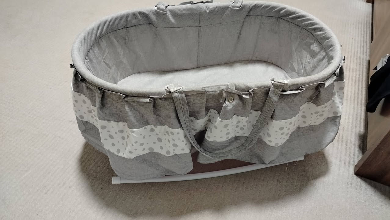 خبازه كهربائيه جديده بعدهه ممستعمله للبيع
كاروك استعمال جدا قليل  للبيع سعره 25 وبي مجال
ميز طعام مرمر للبيع سلايت يتكبر ويتصغر فقط الميز بدون كراسي السعر 50


**إذا كنت صاحب هذا الإعلان وتريد حذفه لأي سبب، رجاءا أرسل رسالة إلى الدعم الفني**