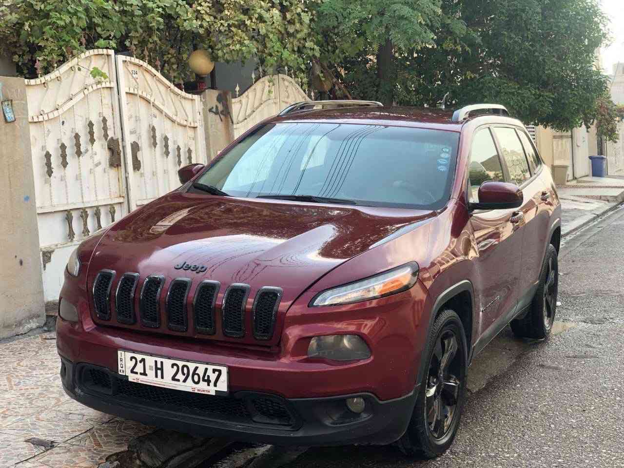jeep grand cherooke 2018
4 سلاندر 
١٢٠ميل ماشييه 
بييه شويه تعديل 
بدون دواخل بدون ايرباگ 

+964 751 494 3072
الستفسار
