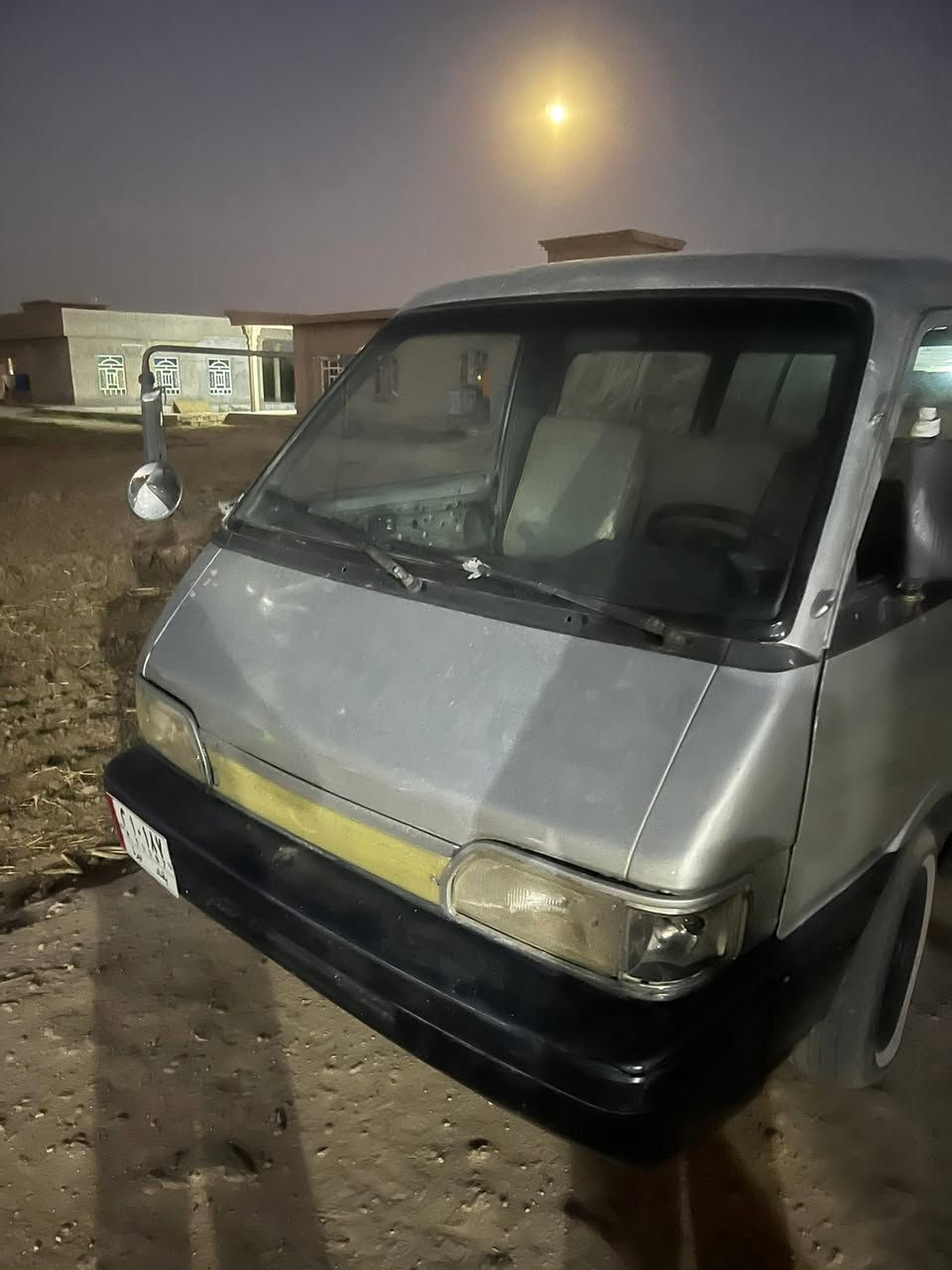 سلام عليكم كية بستة للبيع موديل 93مصبوقة محرك جديد تخم دايرالسعر30وبيها مجال رقمه بغداد رقم صاحب السيارة ***********،،،،***********
