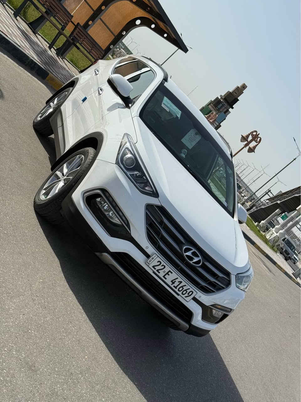 السلامو عليكم سنتافي موديل 2018 كفاله عامه عده هي الكارداد مال التقشير سنويه لل 29 هزه جديده مكينه 2004بل شرط برغي مامفتوح بيه موصفات شفتات كشن جلد جاهزه للاخير جوال 
***********ماشيه 92الف Singapore
