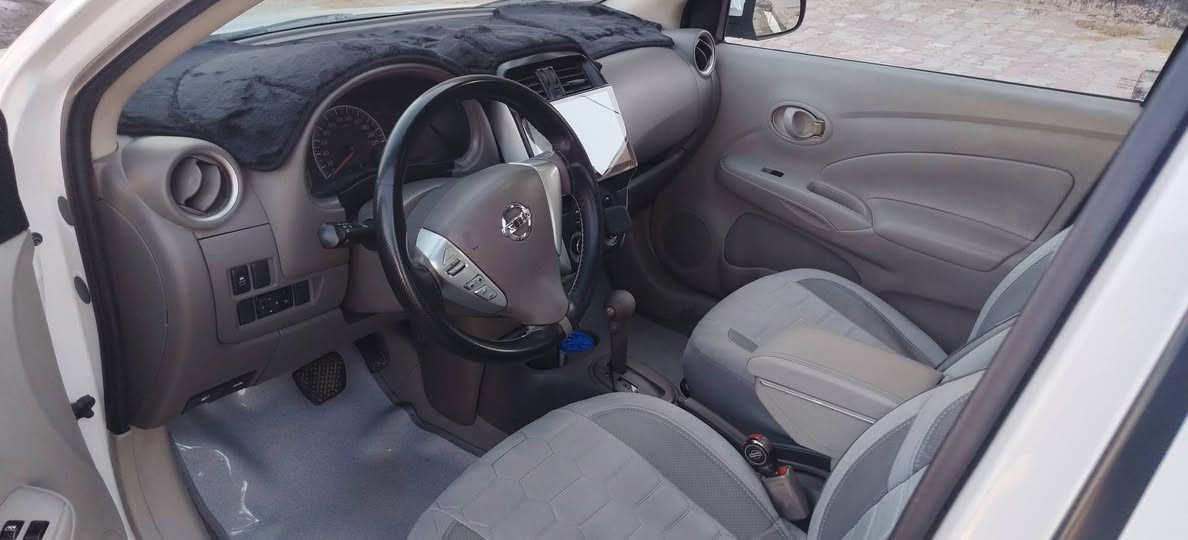 السلام عليكم
نيسان صني مديل 20 بيه قطعتين صبغ بدون دواخل ارضيه وجنطه جلد مكينه كير تبريد كفاله سياره خير من الله بسمي سنويه جديده وهزه جديده 97 رايدهه
*********** واتساب
