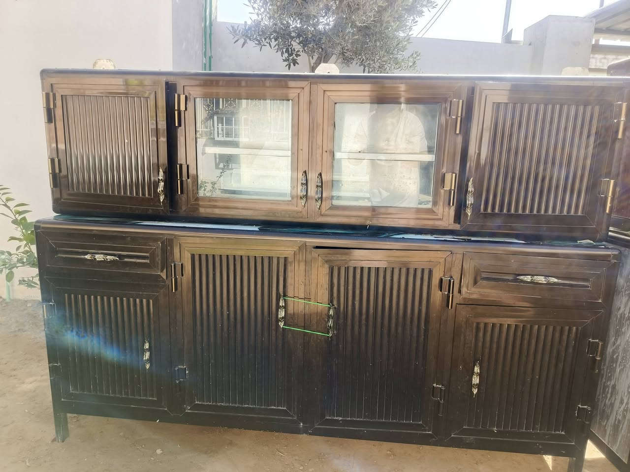 سلام وعليكم
كاونتر حطاطه ألمن يوم 
٥ قطع كلش مرتب ونضيف للبيع 
السعر ٢٧٠ الف او بي مجال شوي 
العنوان ديالى منصوريه الجبل سد حمرين 
***********
