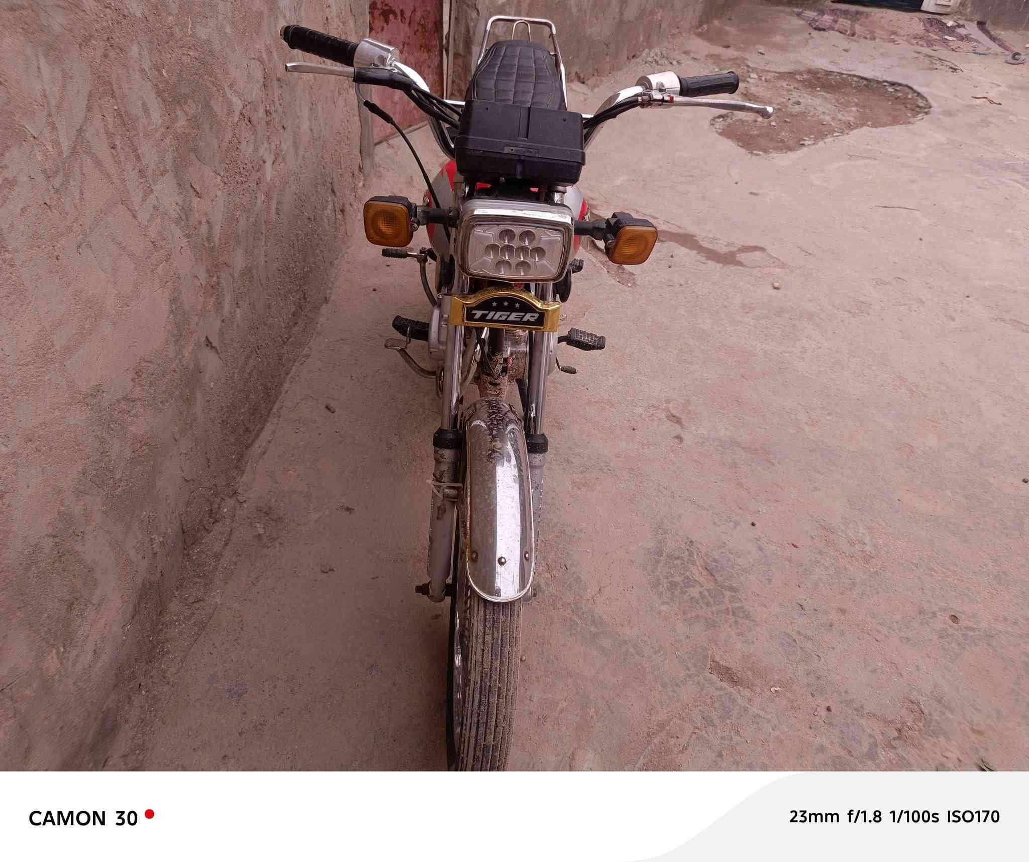 سلام عليكم درجه اربعه كير سعر 500 وراق سكنر وذا مروس فرشه نضيفه اروس مكاني نجف رضويه


**إذا كنت صاحب هذا الإعلان وتريد حذفه لأي سبب، رجاءا أرسل رسالة إلى الدعم الفني**