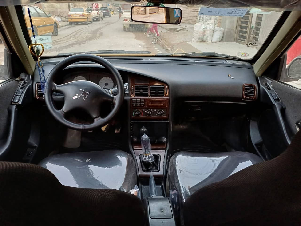 السلام وعليكم 
بيجو باًرص.     2015
رقم بغداد دولي.  باقي عل استلام.  
سنوية جديدة ومصفرة هيئة

🚓🚓 السيارة مكفولة كفالة عامة
حتة منل خياس مكفولة
.والسيارة علا وضع الشركة كلة عل بلاد

  وكير ومكينة  
وميكانيك كلة مكفول وبلادي...
تراي شرط زيرو
ومناقصات برغي
سنوية جديدة وهيئة مصفرة
مدوشمة عام
 
🛍️  وجاهزة السعر  50$
وكلشي موجود بلسوك 

ممتواجد عل نت  شراي يتصل ويدلل مكاني بغداد 🏘️🏘️
للاستفسار الاتصال.   ‬ ‬ ‬ ‭0770 747 8991‬
