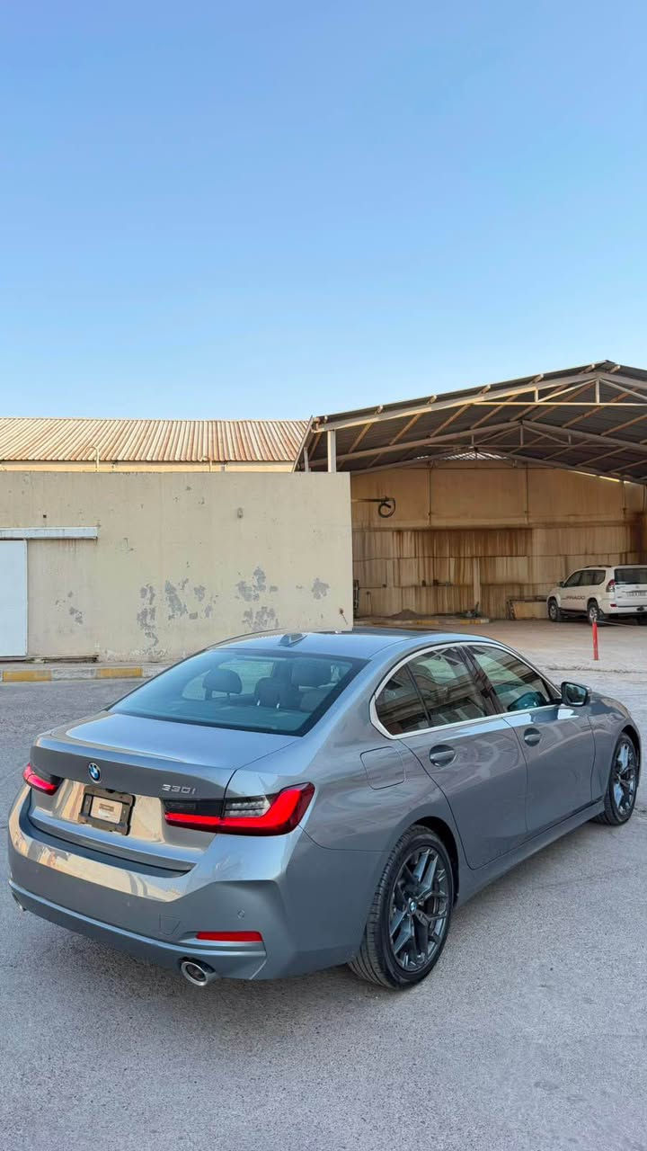 السلام عليكم 
 BMW 330i 2025
شكل جديد✅
سعر :275و مجال  

گير +محرك + شاصى + لغد + راديتر كله بشرط 
ملاحظة السيارة : فقط حافه بوند و جملغ صبغ   بدون نقطه دواخل
ارباگ طاك مرجع بلادى 100%

سياره جاهزه ما بيها دنار مصرف 

فـــــول مـــواصـفــات ١/١
فتحة 
اربعة ابواب بصمة
بصمة تشغيل 
تشغيل عن بعد (𝐑𝐞𝐦𝐨𝐭𝐞 𝐒𝐭𝐚𝐫𝐭)
هاند بريك بصمة 
مرية شفط كهربائي 
شاشة دشبول ديجيتال
سستم سماعات (𝐁𝐨𝐬𝐞)
كاميرة خلفي
اوتو ستارت (𝐀𝐮𝐭𝐨 𝐒𝐭𝐚𝐫𝐝)
اوتو ستوب (𝐀𝐮𝐭𝐨 𝐒𝐭𝐨𝐩)
تحديد سرعة ‎
رادار امامي (تحديد مسار)
رادار جانبي  (نقاط عمياء)
رادار خلفي (التحذير من الاصطدام)
حساسات امامي
حساسات جانبي 
حساسات خلفي 
كشنات جلد 
كشنات كهربائي
كشنات خزن+ميموري 
كشنات تبريد
كشنات تدفئة
استيرن تدفئة
تحكم استيرين
استيرن كهربائي 
استيرن خزن+ميموري 
تبريد لمس
تبريد مركزي 
لايتات ليد وعدسة زينون بيلادي
بلوجكترات ليد زينون بيلادي
بكلايتات ليد بيلادي
ويل كروم
وبعد هواي مواصفات …
تفاصيل اكثر الاتصال علی ارقام التاليه ‏
***********
                                                  WhatsApp -]

عنوان📍عقره 

‏ اكر, نينوى
