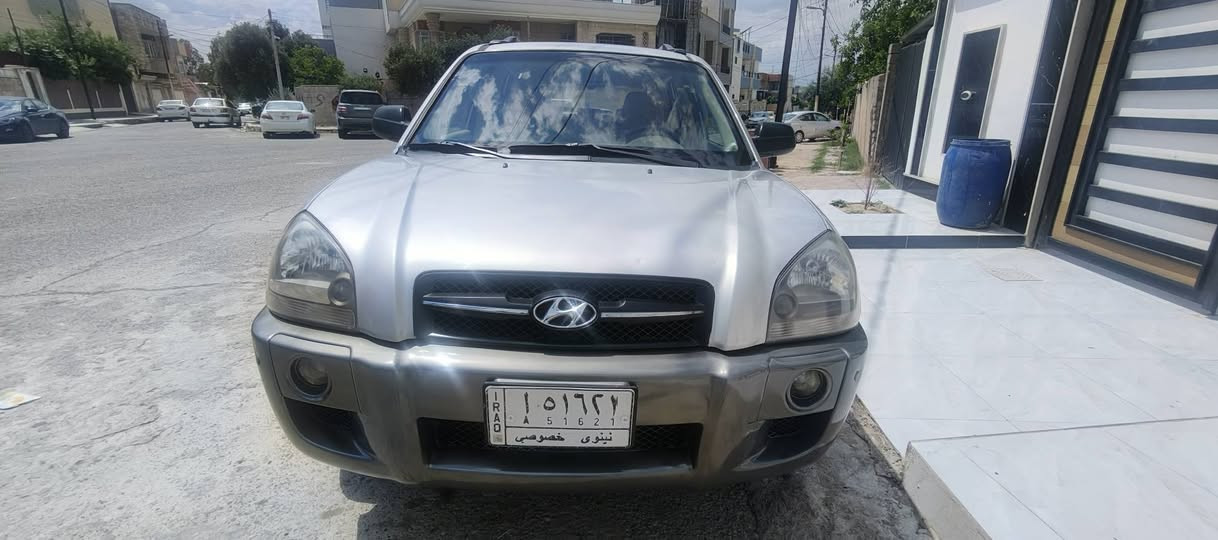 سياره تيكسون موديل 2008
سياره مكفوله من الصبغ وضع شركة ما مفتوح بيها برغي اربعة سلندر تبريد ثلج شرط التحويل 
السعر: 125 بيها مجال بسيط 
العنوان موصل حي النور 
للاستفسار الاتصال 
***********
