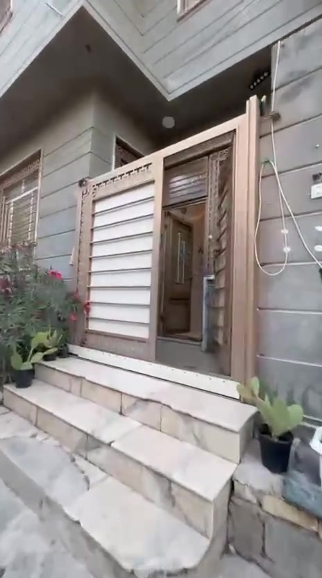 مساحة ١٠٠ متر طابقين اربع غرف نوم   العنوان حي سومر الثانية مقابل عامود ١٠٠

الاستفسار على هذا الرقم ***********
