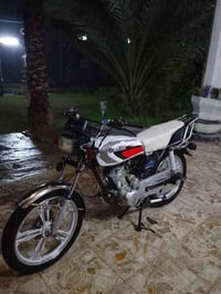 سيفان اوراق سلف وهندر موديل2022 محرك نضيف عوزها كهربائيّات بس ربط هورن...