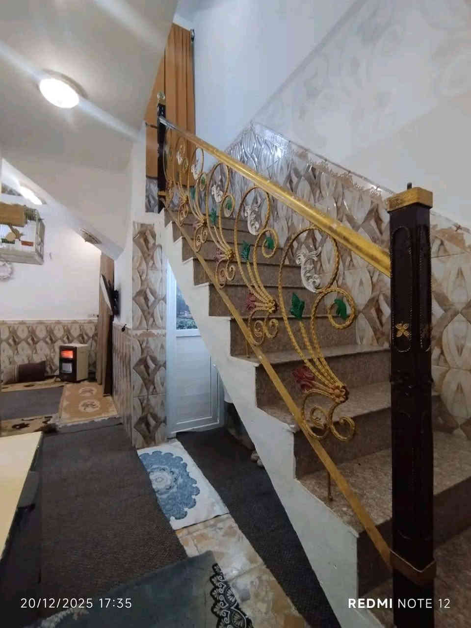 بيت للبيع 125 متر.. طابو صرف
النجف.. حي ميسان.. قطاع 23...  ( 5159)

طابقين صب كونكريت مسلح.. موقع ممتاز..(( مقابل مدرسة)) 

اساس صب.. الطابق الاول صب.. والطابق الثاني صب

الطابق الاول.. غرفة.. وصالة.. ومطبخ.. واستقبال.. وصحيات

داخلية وخارجية.. وطارمة 

الطابق الثاني.. غرفتين.. وصالة... وصحيات 

السعر 165 وبي مجال 

للاستفسار *********** اتصال او واتساب
للمزيد انظم للمجموعة
https://facebook.com/groups/1759423854261211/
