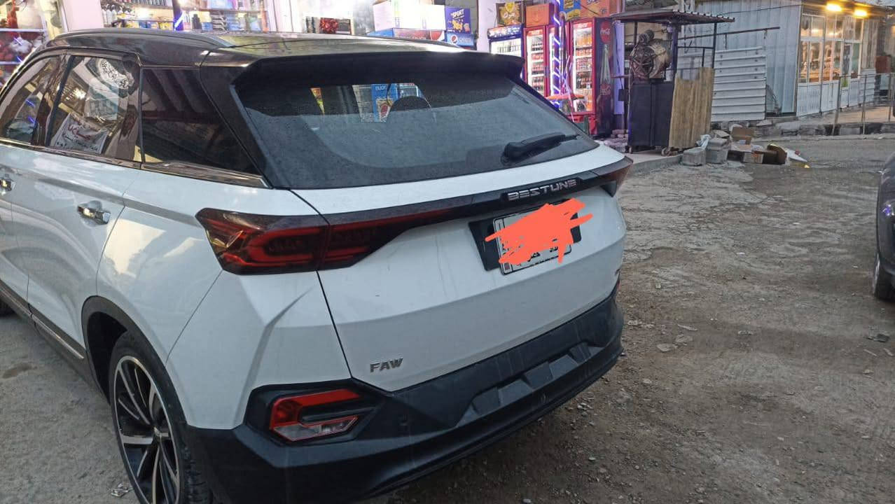 ‏للبيع فاو بيستون t77 موديل ٢٠٢٢
‏رقم بغداد 
‏ مواصفات  
‏بانوراما بصمة ابواب وتشغيل 
‏تحكم ستيرن جهتين 
‏سايد بريك اوتو
‏داخل جلد لونين 
‏شاشات لمس لايت زنون فول led 
‏الون (تيتانيم) حساسات  كامره دواره ماسحه خلفيه
‏كشن جلد كهرباء 
‏مري طي
تحديد مسار 
مانع للانزلاق
تحديث للشاشة ٢٠٠ دولار 
كامرة مراقبة 
اتو هولد
‏محرك اربعة سلندر 1500 تيربو كير 7 نمر 
‏تبريد قطعتين
‏جديده السياره بمعنى الكلمه واحلى من الصور وبعد بيها موصفات
‏السعر ١١٥ هاتف ***********
ارخص سيارة بالسوك
