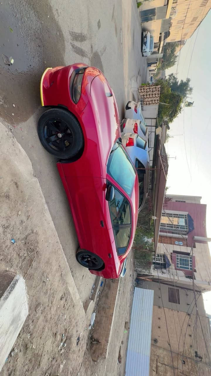 سلام عليكم جارجر 2015 معلايه 2016 سياره حلو احله من صوره حادث جاملغ ونص باب صبغ باقي مكفوله سياره تحكمات محدثه اس ار تي بلكامل. مكينه 3600. گير ومكينه.   مكفولات. كشنات جلد. احمر. تدفئه تبريد. كله شغال. كشنات كهرباء. شاشه جبيره كامره دواره  تشغيل على نبعد حداده كامله جديد تايرات جدد   سياره ترايك وين  ميعجبك تحويل ثاني يوم. مكانهه بغداد  مدينه الصدر سعر ١٦٨ وبيه مجال قليل ستفسار ***********
