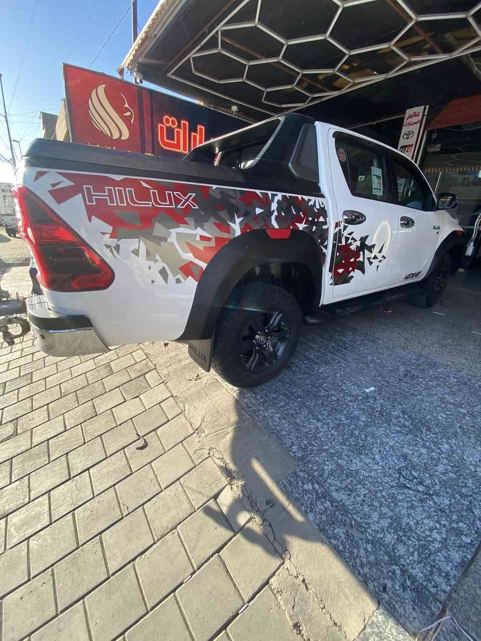 سلام عليكم للبيع تي اردي فول مواصفات ساز موديل ٢٢ رقم سليمانيه كفاله عامه ماشيه ١٢٠سياره جديده وخير من الله تواصل ***********
