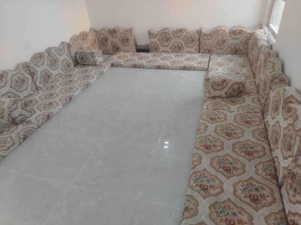 جلسه عربيه ملكيه ٦ دواشك ١٢ متر وجهين راقيه جدا سعرها ١٩٠ المكان نجف حي ميسان مقابيل العسكري *********** بيه وتساب النجف, العراق
