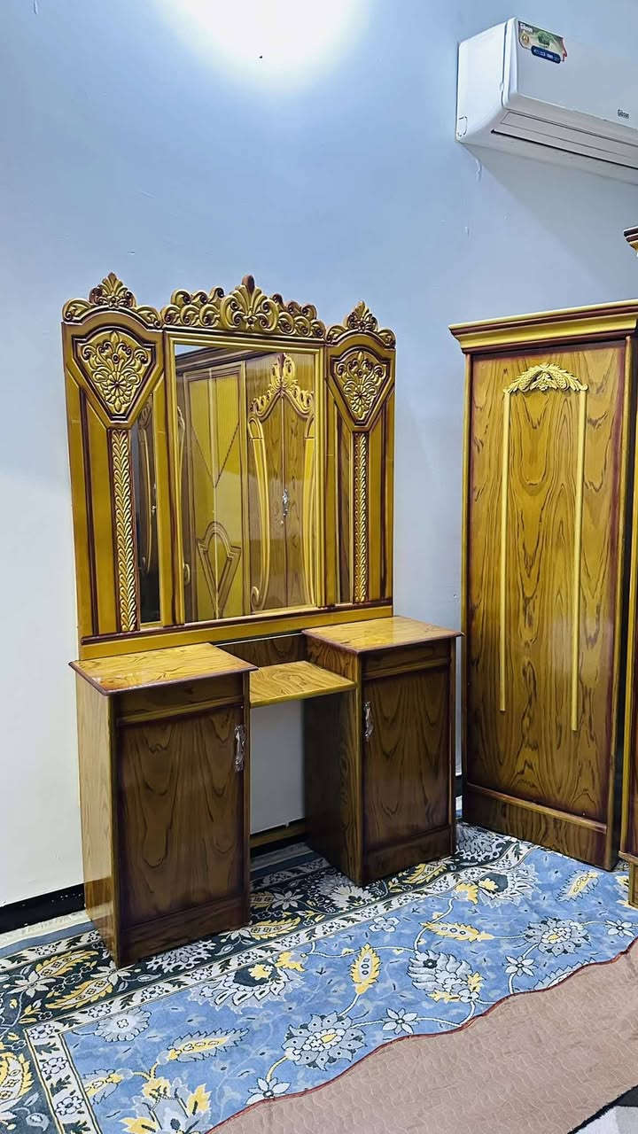 غرفه جديده والله ما مستخدمه ابد السعر 800الف العنوان العزيزيه منطقة سراي مقابل مجمع بيت كعيد الاستفسار ***********//***********. وشعدكم غرفه نوم تركيه عراقيه نشتري جميع الاثاث المستعمل
