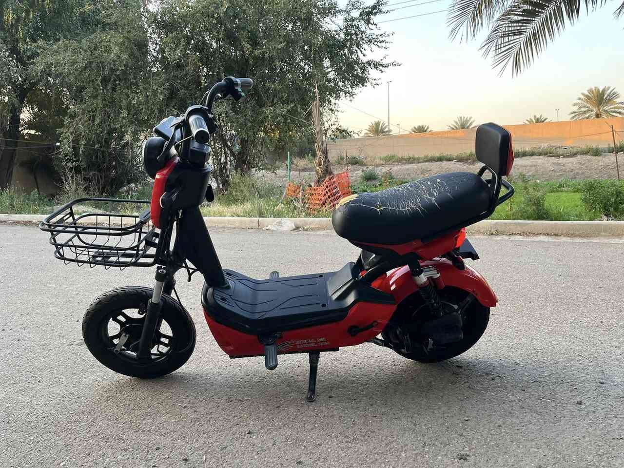 سلام عليكم دراجة شحن للبيع ! نوع Korea.Mr حجم 14  ملف 600W حقيقي وأربع بطاريات كبار ناقصة جاملغ امامي سعره وتشغيل عن بعد واكف سعره 250 
مكاني بغداد حي العامل


**إذا كنت صاحب هذا الإعلان وتريد حذفه لأي سبب، رجاءا أرسل رسالة إلى الدعم الفني**