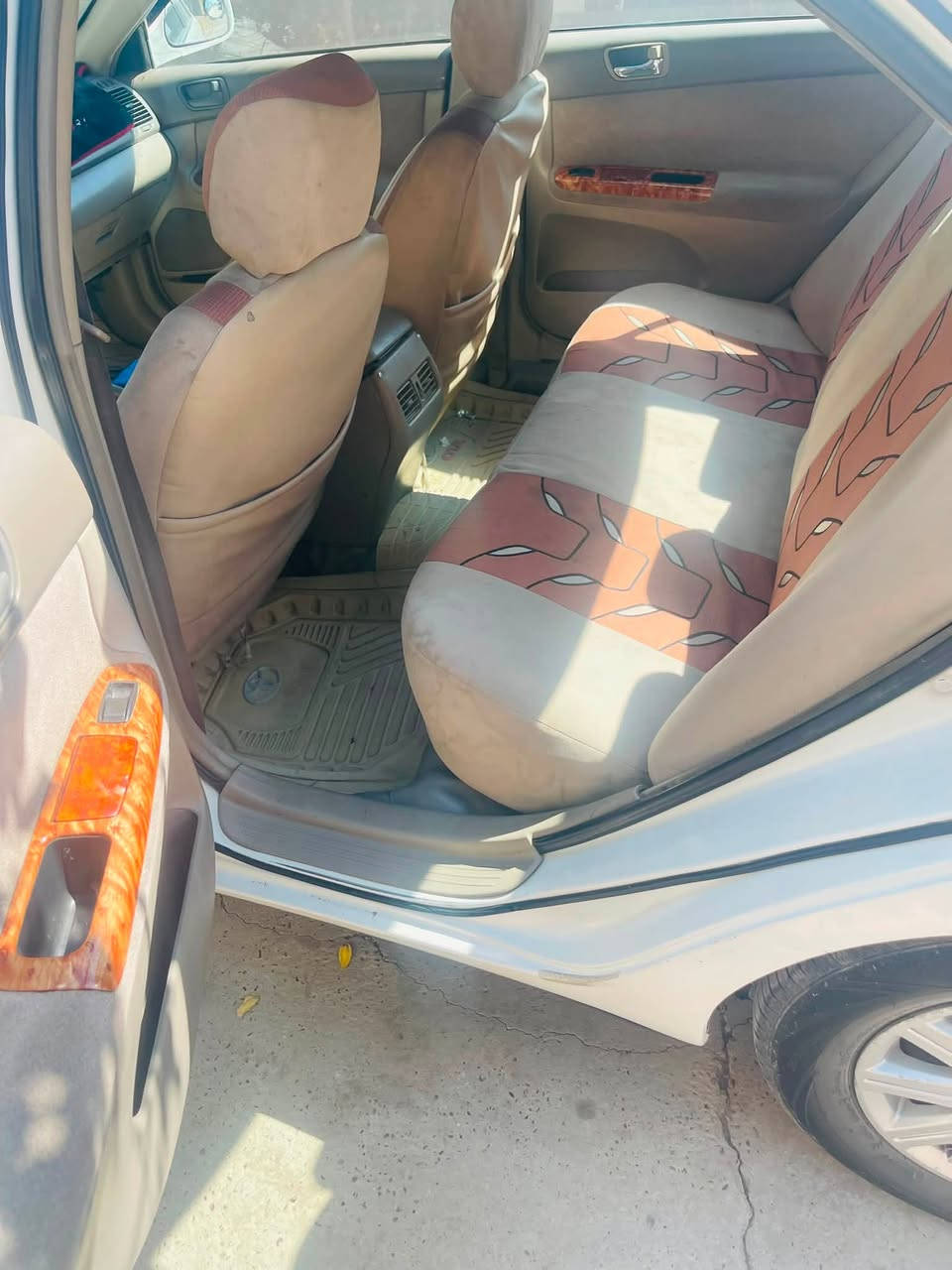 للبيع سيارت كامري ‭***********‬
