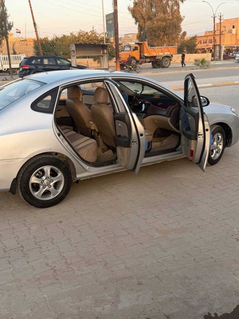 السلام عليكم اخوان للبيع فقط بدون مراوس النترا موديل ٢٠١١ سياره جديده بمعنه الكلمه ماشيه ١٣٠الف فقط   اخوان سياره كفاله عامه بدون قطره صبغ محرك ١٦ دكشن عالي سياره كير محرك بلصندوك تبريد ثلج صدر امامي وخلفي جديد كهربائيات كلها شرط اخوان السياره جاهزه ع اخر حبايه بدون مصرف رقم سليمانيه وشرط التحويل والوكالة  مكاني السياره تكريت القادسيه السعر ١٢٠ وبيها مجال بسيط  اخوان الشراي يتصل ع رقم خاص ماجاوب 
***********
