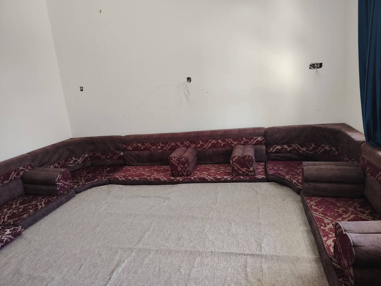 مبرده حجم ٢ ونص فول شغاله اب ٧٥ قفل. طبلات عداد ٣ اثنين مابيهم شي وحده مكسور الجام اب ٢٠؛(  مد عربي اب ١٥٠ قفل؛؛ (بنكه شغال الوحده ١٥ (غرفه نوم بعدها جديد اب ٣٠٠ العنوان كرد جوتيار


**إذا كنت صاحب هذا الإعلان وتريد حذفه لأي سبب، رجاءا أرسل رسالة إلى الدعم الفني**