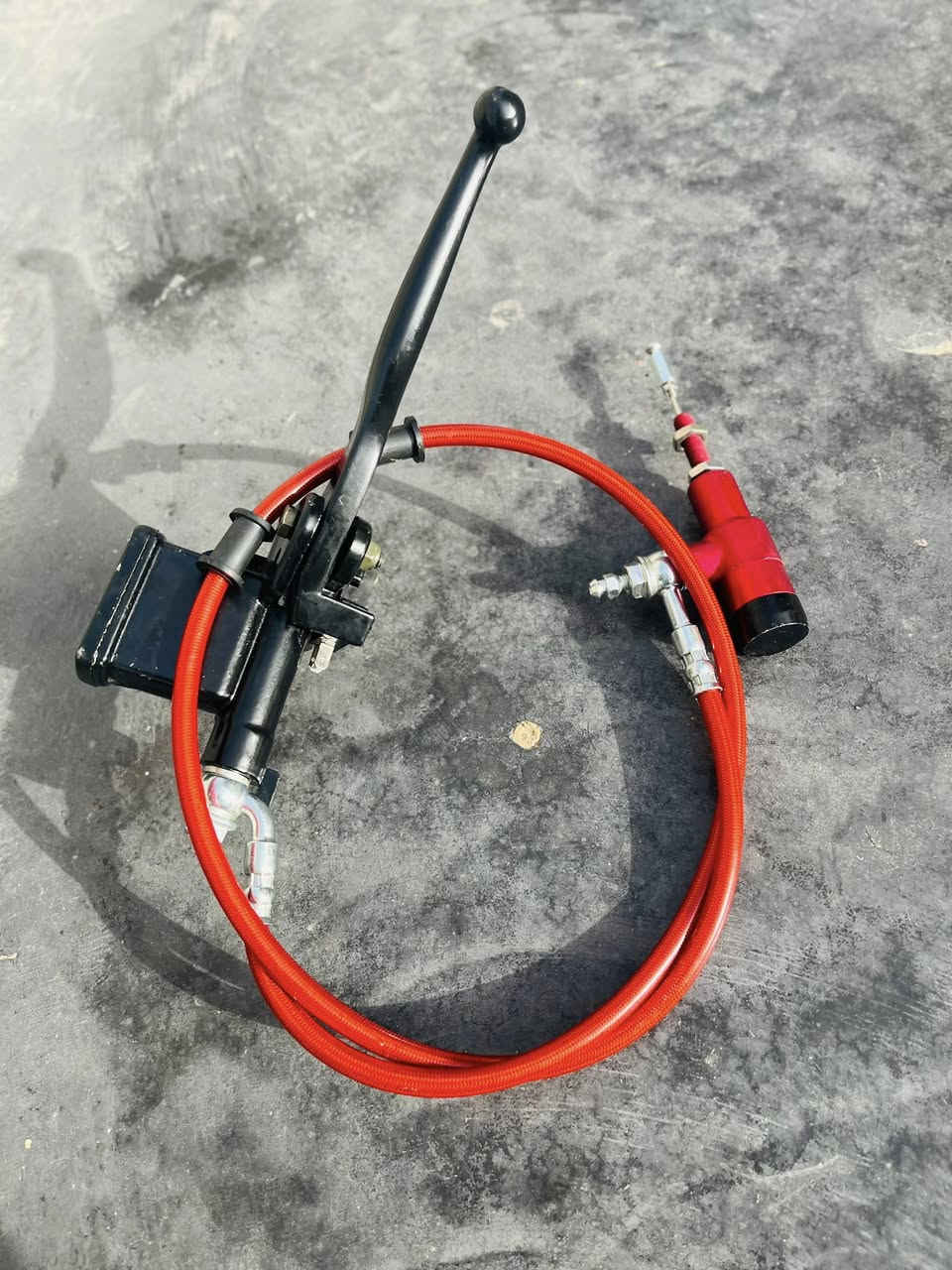 السلام عليكم كلج عمبار جديد ماشدود شرط بصبع واحد دوسه فول  توصيل لكل لمحافضات سعره45
*********** بي واتساب
