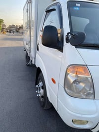 موديل 2008 رقم بغداد انكليزي سنويه لل2031 شرط تحويل هزه وفحص جديد   كف...