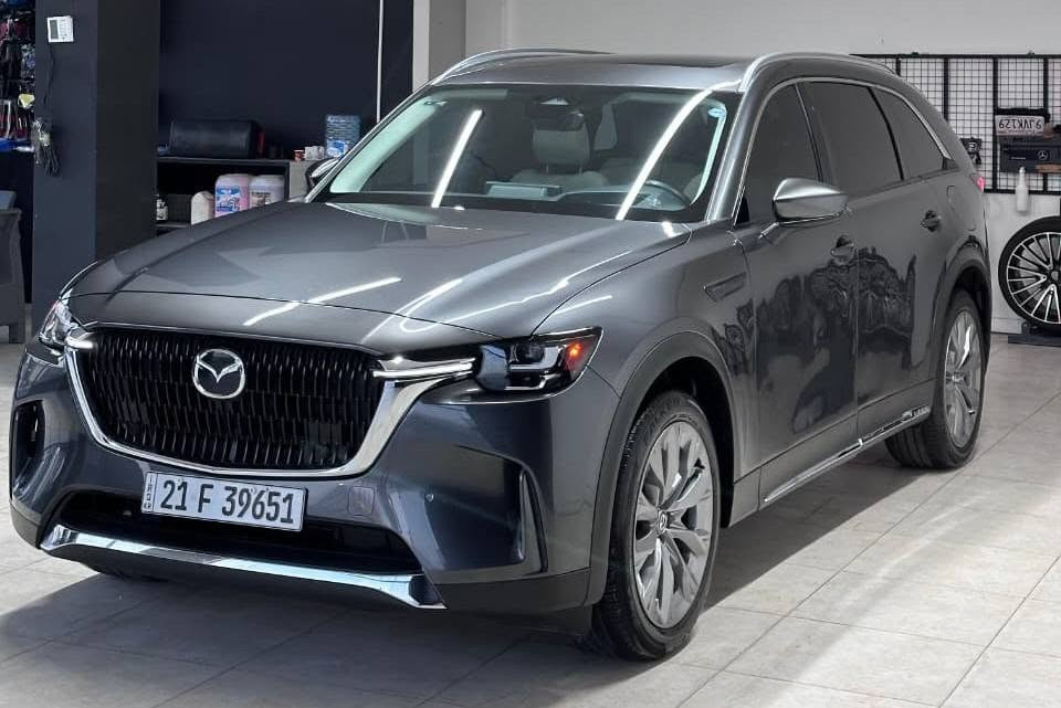 مازدا CX90 مۆدیل Premium MHEV Hybrid 2024
فول فول مواسەفات مایڵد هایبرێد
تەنها 28 هەزار کیلۆمەتر ڕۆشتووە
مەکینە 3.3L تۆربۆ 6 سلندەر
سەیارەیەکی جوان و نموونەیە لە پاکی
پانۆراما
بەسمە
دەبڵ ئەکسل (AWD)
کوشن جلد
ناو کرێمی
کوشنی VIP
7 نەفەری
کوشن خەزن و کارەبایی
داتاشۆ
سندوق شەفت
تەبریدی دەبڵ زۆن و مەرکەزی
لایتی LED و عەدەسە
چەندین مواسەفاتی تریش هەیە
سەیارەکە پێش و دوای کەپس
تەنها دوو دەرگای لای شۆفێر بۆیاخە

VIN: JM3KKDHD2R1168478
دەعامی بۆ دەعامی بەشەرت
سەیارەکە ماڵی دۆستە

سعر: لە کۆمێنت داوای بکە ڕاستەوخۆ بۆت دێت 📩 

گێڕ و مەکینە و تەبرید و کامل کارەبایی هەمووی بەشەرت

شوێن: سلێمانی

ژمارەی خاوەنی سەیارە 
***********
 ***********
