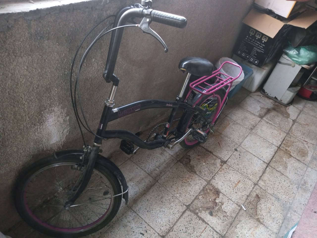 للبيع بايسكل حجم 20وتنور ***********
