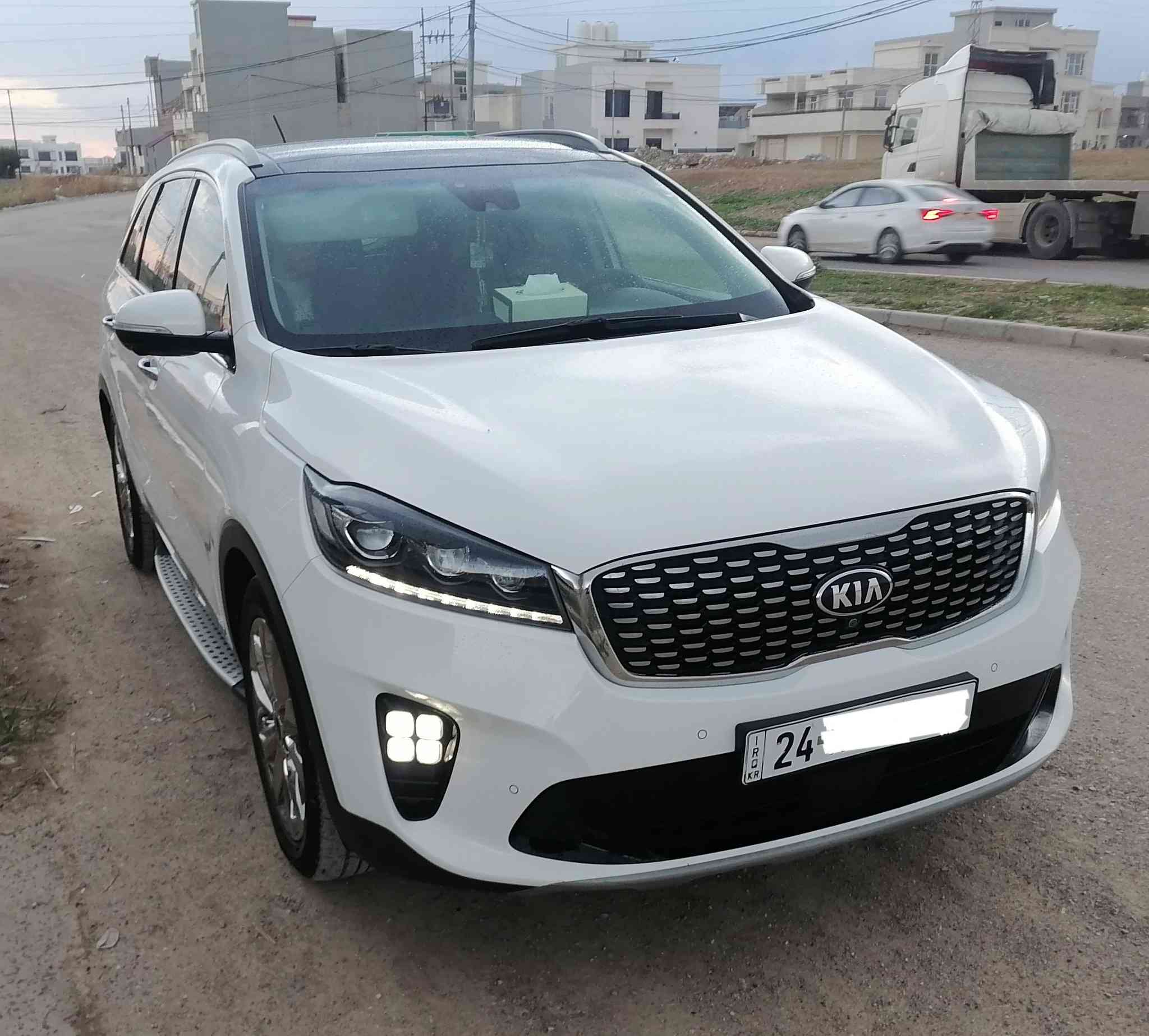 السلام عليكم
KIA 2018 GT.line
سورينتو خليجي v4 (دوش) ماشي 68.500کم فول قباط مواصفات 1/1 3مقعد بانوراما كشنات جلد وكهربائي وحار وبارد 5كامرة واربعة عدسة شانة صندوق كهربائي بردات جوانب شركة فول مواصفات السيارة نظيفة جدا جدا بدون دعم وبدون صبغ بشرط

رقم وسنوية جديد الى2031
اتصل/ ***********
