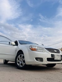 سيراتو موديل2008 محرك 1600 السياره مكفوله من الضرر مكينه و الكير مكفول...