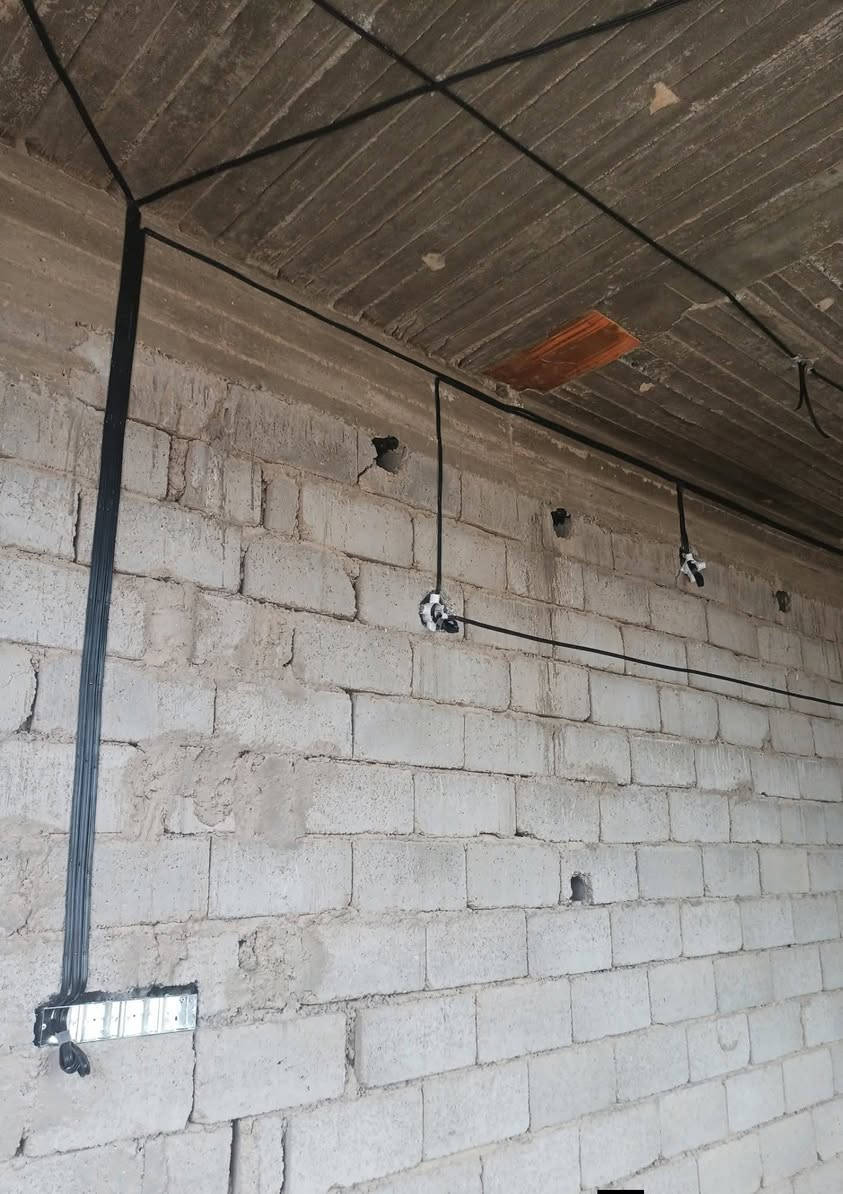 السلام عليكم
تأسيسات كهربائية وصحية وماء متواجد حالياً بأسعار مناسبة وإتقان في العمل 
***********
