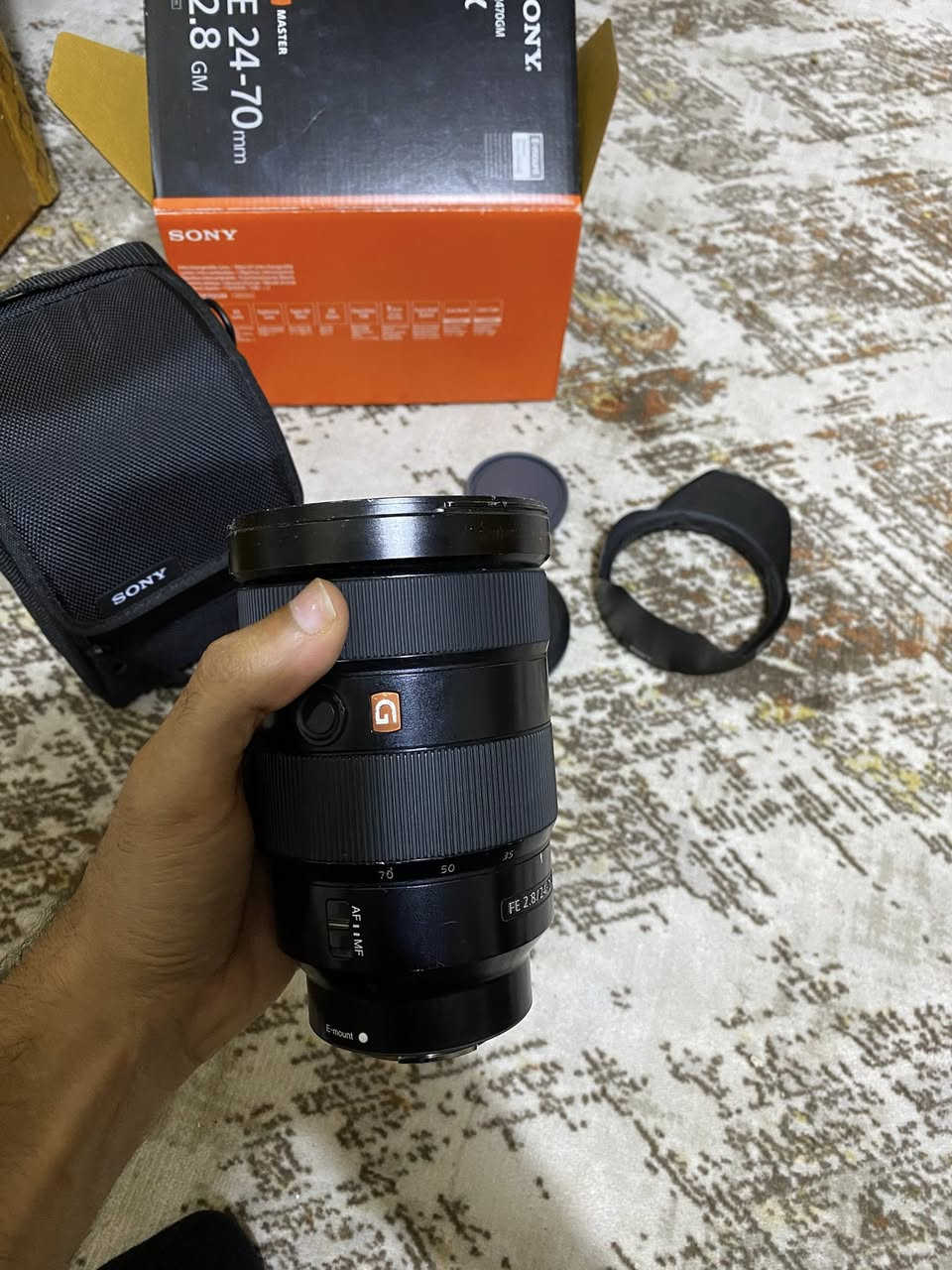 السلام عليكم
غراض تخص التصوير وغير التصوير للبيع
جميع الغراض مشتريها على ايدي
ونضيفات ومكفولات من اي خلل او عطل او تصليح
اذا بيهن حاجه مبدله لو مصلحه لو مفتوحه ترجعهن
توصيل ماعندي مكاني بالحله مركز المدينه

1_عدسة 24-70 جي ماستر فتحه 2.8
كل غراضها الاصليه كامله(قبق امامي وقبق خلفي وهود وجنطه وكارتونه وكتيباتها وكل غراضها كاملات)
بيها شخوط بسيطه وواضحه بالصور
سعر الجديد بسعر اليوم مليون و 700 
اني رايدها بمليون و 250 قفل

2_فلاش v1s للسوني فلاش معروف شنو
مستخدم مرات كلش قليله نضافته 100%
كارتونته وشاحنته وبطاريته كاملات
سعر الجديد 250 الف بسعر اليوم
رايده ب 175 قفل

3_نك مايك شركة بويا شركة عالميه
متحدثين ثنين كامل هو وغراضه وكيبلاته وجنطته
سعر الجديد 200 الف رايده ب 100 قفل

4_تريكر ورسيفر لكاميرات الكانون رايدهن ثنينهن
ب 40  الف

5_حزم عدد ثنين الواحد ب 10 صورهن واضحه

6_كيبورد شركة اجاز RGB كيبورد عالمي ومعروف
مكفول ونضافته 100% سعره 50 الف

7_ستاند لابتوب بي مراوح وبي اضاءه RGB
وتكدر تتحكم بي وبسرعة المراوح وبالاضاءه
كامل هو وملحقاته ب 30 الف

مكاني حله بابل
توصيل ماعندي
رقم تلفوني  ***********
