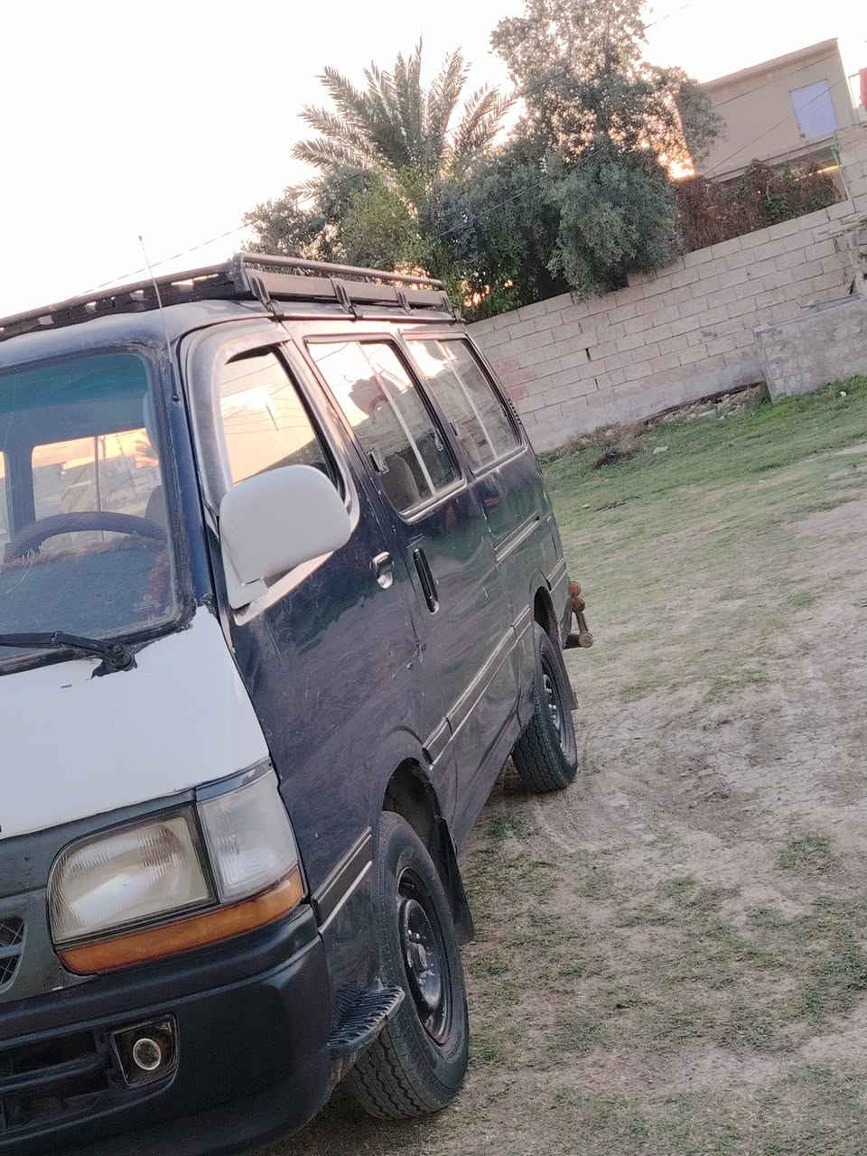 سلام عليكم رمضان كريم هايسه بوز موديل ٩٥ رقم انكليزي ديالى ١٤ راكب دجه ناصيه مكينه ونجي حاوية شرط كير اوتوماتيك اكسل مكفولات كهربائيات كلها شغاله دوشمه جديد تخم تاير جديد مصفره هيئه وغرامات السعر ٤٧ وبيها مجال بصيط مكان ديالى المقدادية الاستفسار ***********
