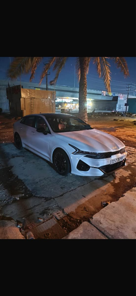 للبيع كيا K5 وارد امريكي
موديل 2024 GT كامل مواصفات
محرك 1600 تيربو 
ماشيه 10 الف كيلو 
داخل ماروني 
رقم بغداد هزة جديدة تحويل ثاني يوم
حادثه مثل ماموضح بالصور شراي يتصل *********** بغداد, العراق
