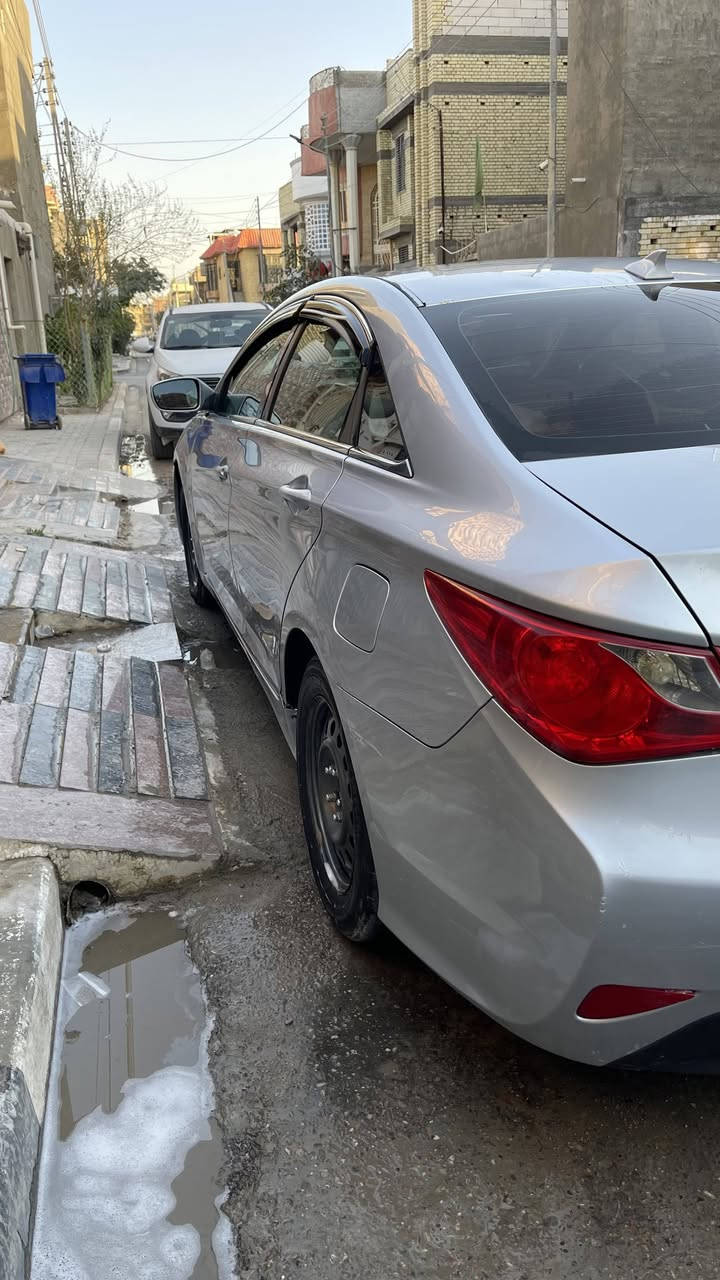 🚗 للبيع: هيونداي سوناتا 2014
📍 مكان السيارة: البصرة
📞 للتواصل: ***********
💰 السعر: 100 ورقة – قابل للتفاوض

• تبريد وتدفئة
• كفالة الكير والمحرك

⚠️ أضرار السيارة:
• وارد أمريكي
• حادثها في الجاملغ الأمامي والبنيد

📌 تفاصيل إضافية:
• رقم السيارة: ذي قار الدولي الجديد
• شرط التحويل المباشر السيارة بأسمي
• لون السيارة: رصاصي (سلفر)
