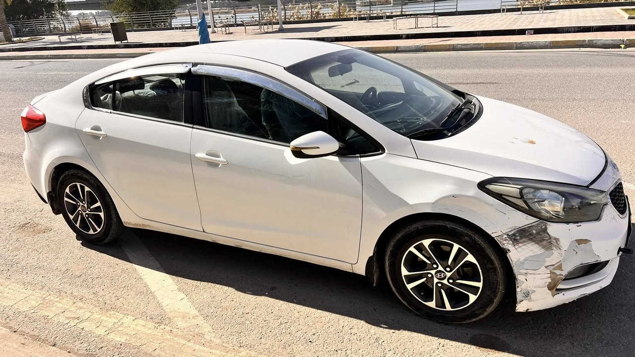 كيا سيراتو  ٢٠١٤ خليجي لون ابيض رقم شمالي اربيل باسمي
دواخل نظيفة مكفولة
محرك وكير نظيف
١١٣ وبيه مجال 
***********
