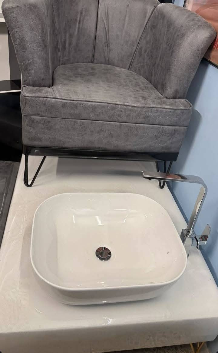 عرض 650 يشمل 
كرسي 1
ديكور 3 قطع
جهاز بخار 1
ستاند شسوار1 
قنفه1 
عربانه1
عرض 750 الف
كرسي واحد
ديكور مرايتين وفاترينه 
مغسله شعر وحده
قنفه 2
ستاند شسوار
جهاز بخار 
لوحه
عربانه
عرض 950 يشمل 
ديكور 
كراسي ثنين 
قنفات ثنين 
ستاند شسوار 
عربانه+سله
مغسله شعر 
جهاز بخار
لوحه
مليون و750
مرايتين وكومدي ورف 
كراسي 2
تخم يدات 2
بدكير قدم1
ستاند شسوار2
عربانه+سله
جهاز بخار1
لوحه
ميز اكرلك
يتوفر توصيل جميع محافظات العراق 
يتوفر لدينا اقساط ماستر كارد الرافدين 
@إشارة


**إذا كنت صاحب هذا الإعلان وتريد حذفه لأي سبب، رجاءا أرسل رسالة إلى الدعم الفني**