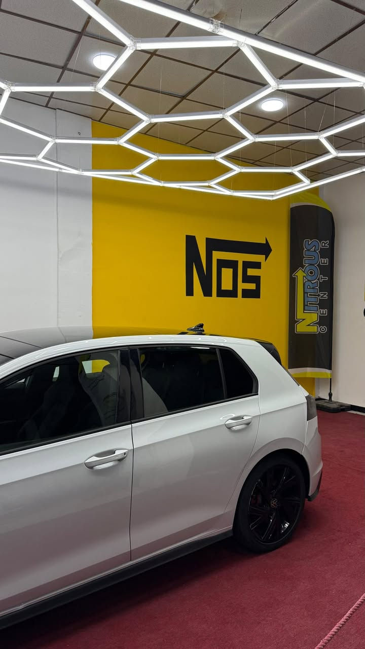 السلام عليكم 
 
فلوكس واكن كولف Gti se 2023 فول مواصفات
محرك 2.0 توربو اقوى محرك من انتاج vw
كير عادي 6 نمر رياضي دبل كلتش مع كلتش 
سرعه السياره 320 💨
💥مواصفات السيارة 
شاشة عدادات Digital Cockpit 10.25 إنج
* شاشة معلومات 10 إنج
* Apple CarPlay + Android Auto لاسلكي
* شحن لاسلكي
* مقاعد  قماش GTI حظن سبورت بكچ
* تسخين مقاعد وستيرن
* فتحة بانوراما
* إضاءة داخلية Ambient Lighting  متغيرة باكثر من 80 لون 
*مراقبة النقاط العمياء 
*مودات للسرعة
*اوتو ستارت. اوتو ستوب
*تحديد مسار وقفل سرعة 
*انارة محيطية 80 شكل
* دخول ذكي وتشغيل بصمه 
* حساسات محيطية مع كامرة دوارة 
* رادارات محيطية امامي وخلفي وجانبي 
* رادارات الخروج عن مسار والتوقف الذاتي ونقطة عمياء 
* اضائة امامي وخلفي led مع عدسة داينمك 
💥عليها تخم تاير مشلن اصلي
💥حادث السيارة مع التصليح مرفق في المنشور 
💥محرك + كير + حدادية + كهربائيات مكفولات
السياره جاهزة للاخر ترايها دول مو بس محافظات 
 للاستفسار الاتصال على هذا الرقم
*********** رقم الهاتف
