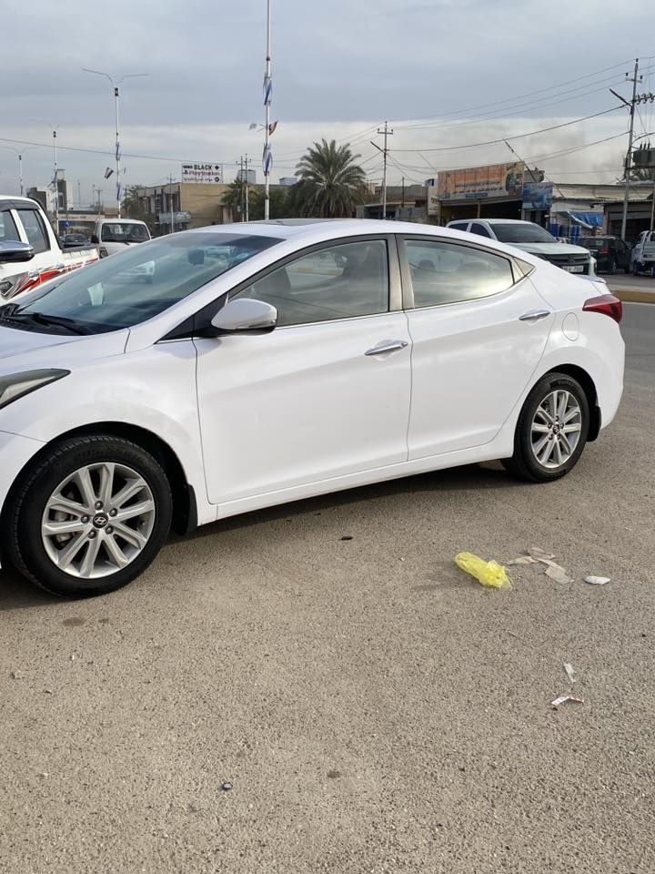 سلام عليكم النترا للبيع
موديل 2015خليجي رقم بغداد 

تحويل ثاني يوم مكفولة محرك وكير وصدر فقط كم ملاحظة بسيطة بيه ماشيه160
السعر(135)
رقم الهاتف ‭0772 674 4510‬
