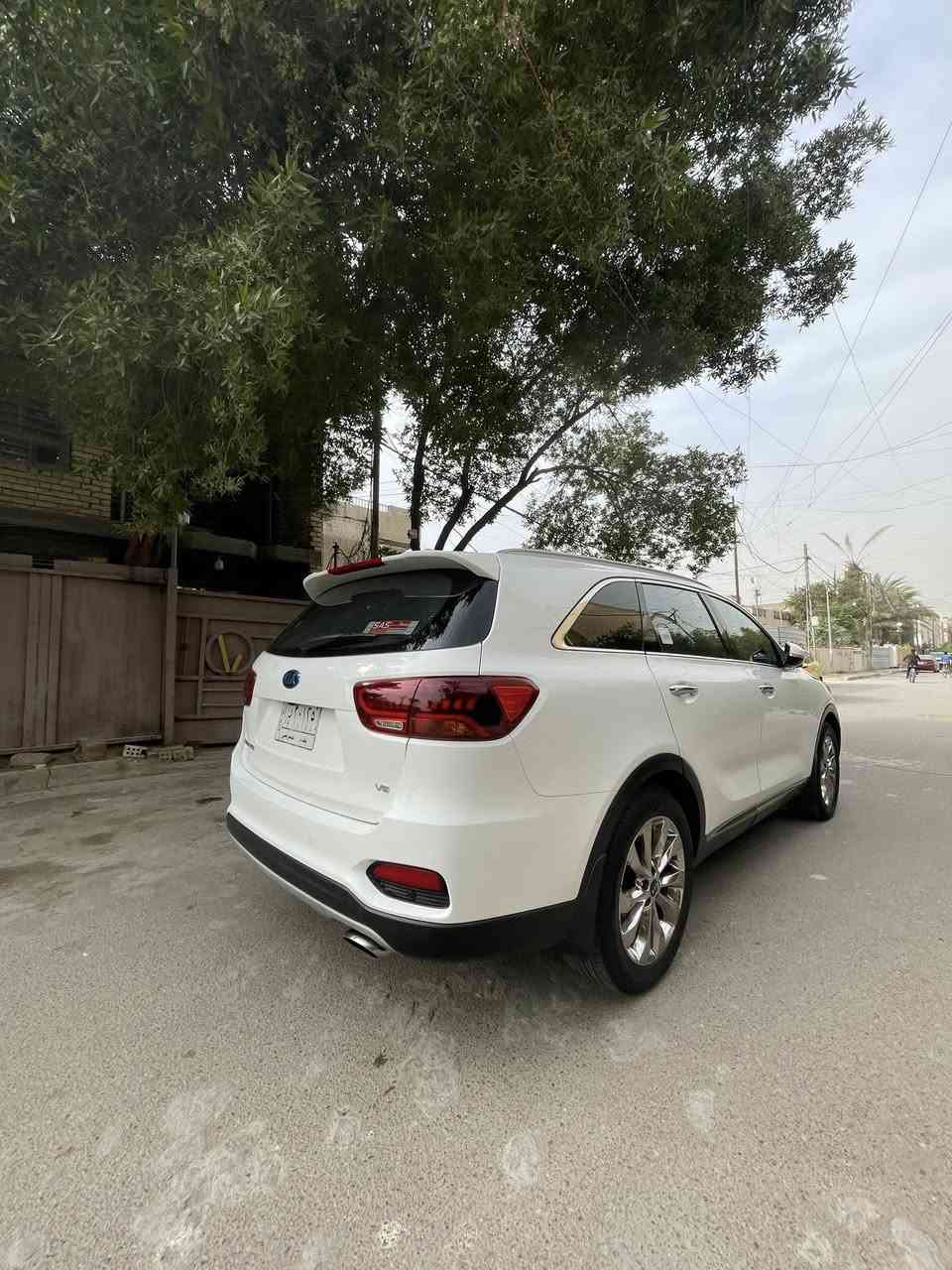 سلام عليكم سورنتو موديل 2019 خليجي شركه العامه بيه صبغ بنيد فقط بدون دواخل اثر شخوط محرك 6 سلند كير محرك كفاله 7 راكب 3 قطع تبريد تخم تاير جديد صدره جديد سياره جهزه وجديده بمعنه الكلمه فول موصفات عده البنرامه ماشيه 117 عارضه 115 وبيه مجال رقمي *********** مكاني بغداد الدوره
