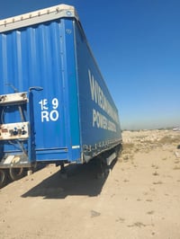 عربانة كرونة • ارتفاع ٣م • تاير جديد