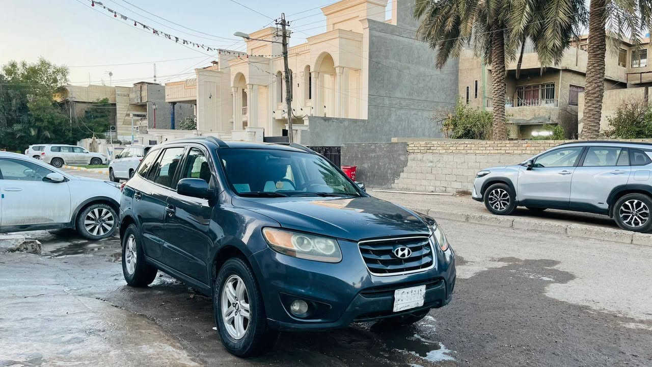 السلام عليكم سنتافيا ٢٠١٠ محرك ٢٤٠٠ دوش سياره جاهزه صبغ عام للجماليه عدا القماره حادث أمريكا جاملغ خلفي سعر ٩٨ وبيه مجال للا ***********رقم
