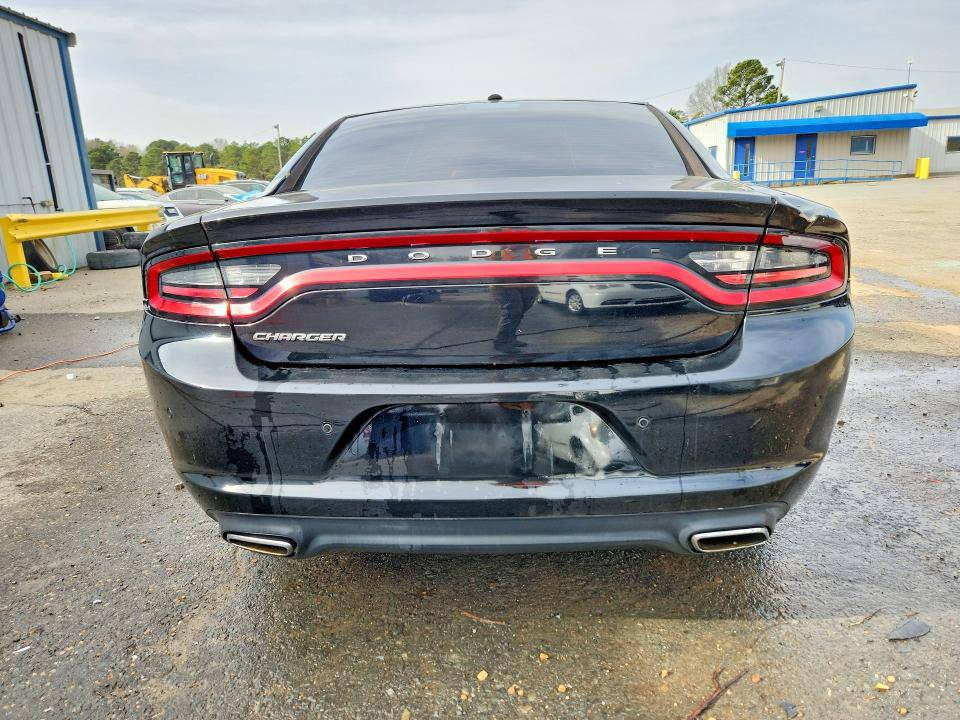 سلام عليكم جارجر البيع موديل 16 رقم بصره دولي سياره مكينه كير حداديه جديد  سياره قطعه وحده بدله جاملخ امامي اليمن  سنويه 30 هزه جديده سياره جاهزه ***********
