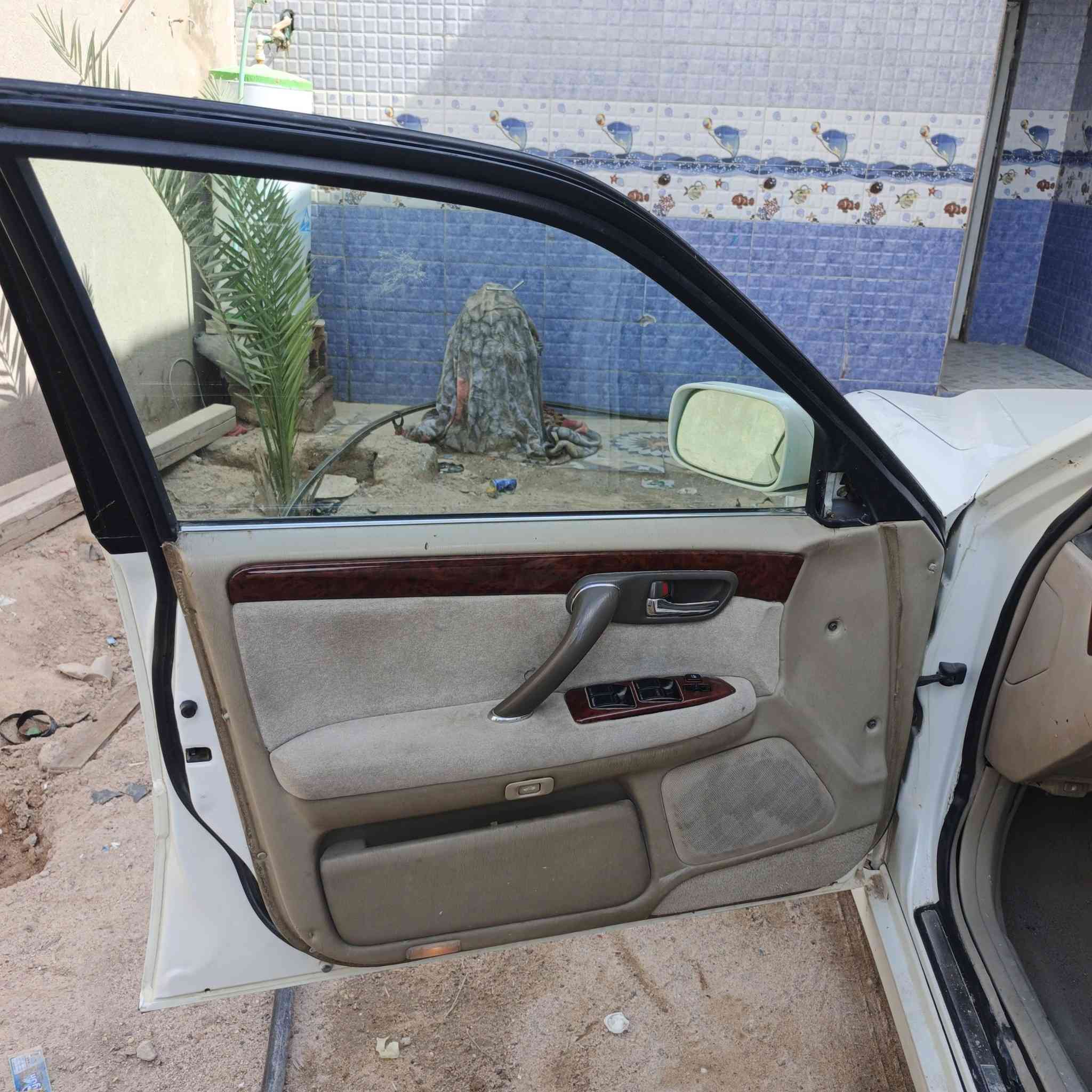 سلام عليكم 
ملكة للبيع 
بيها كصه
مكينة vvt
بيها استمارة حجز تسجيل جديد 
السعر 33 وبيها مجال
المكان البصرة سفوان 
***********
