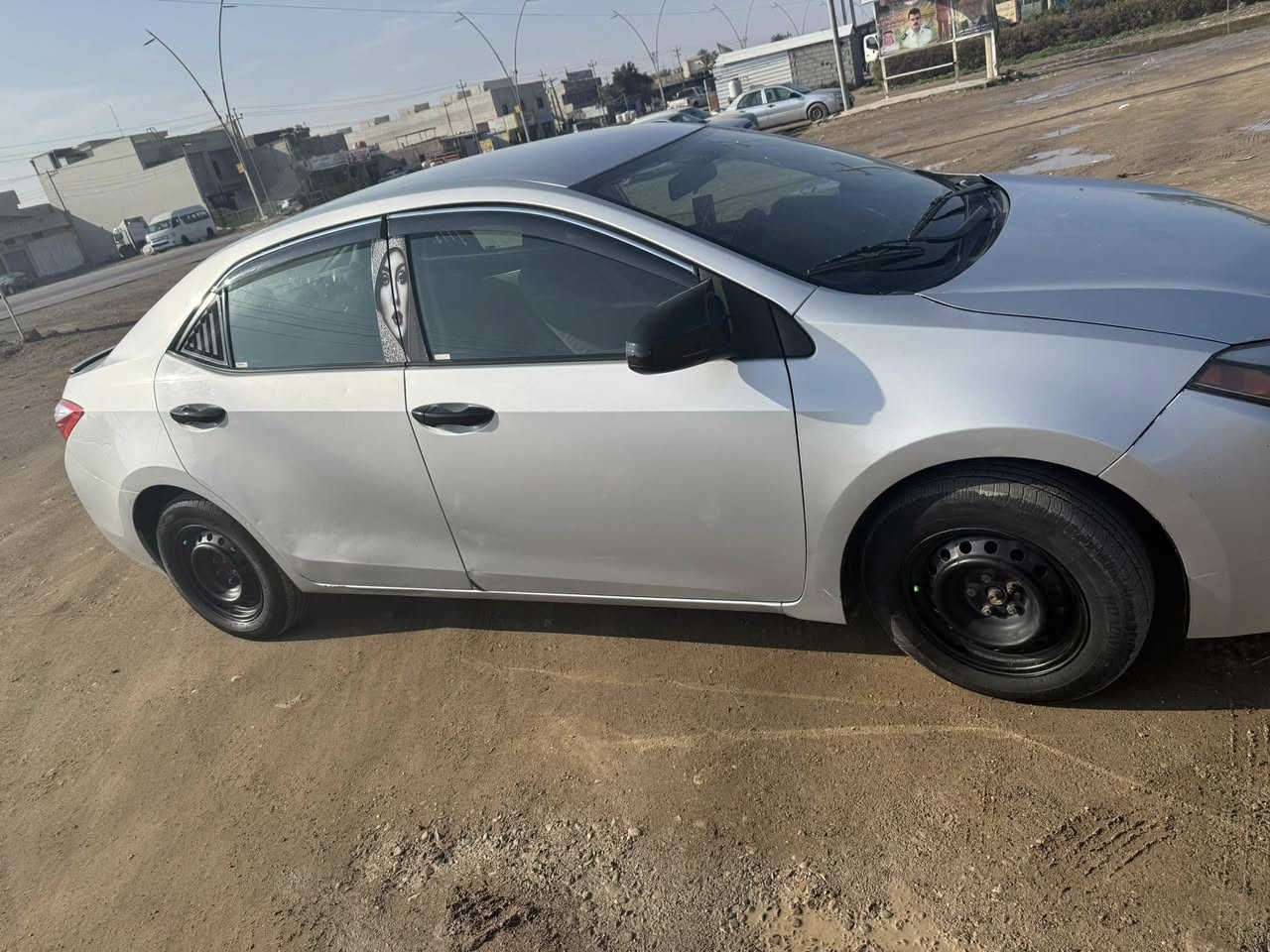 كورلا موديل ٢٠١٦
كير مكينه خير من الله 
رقم ربيل دولي تحويل مباشر 
السعر ١٢٨بيها مجال 
***********
