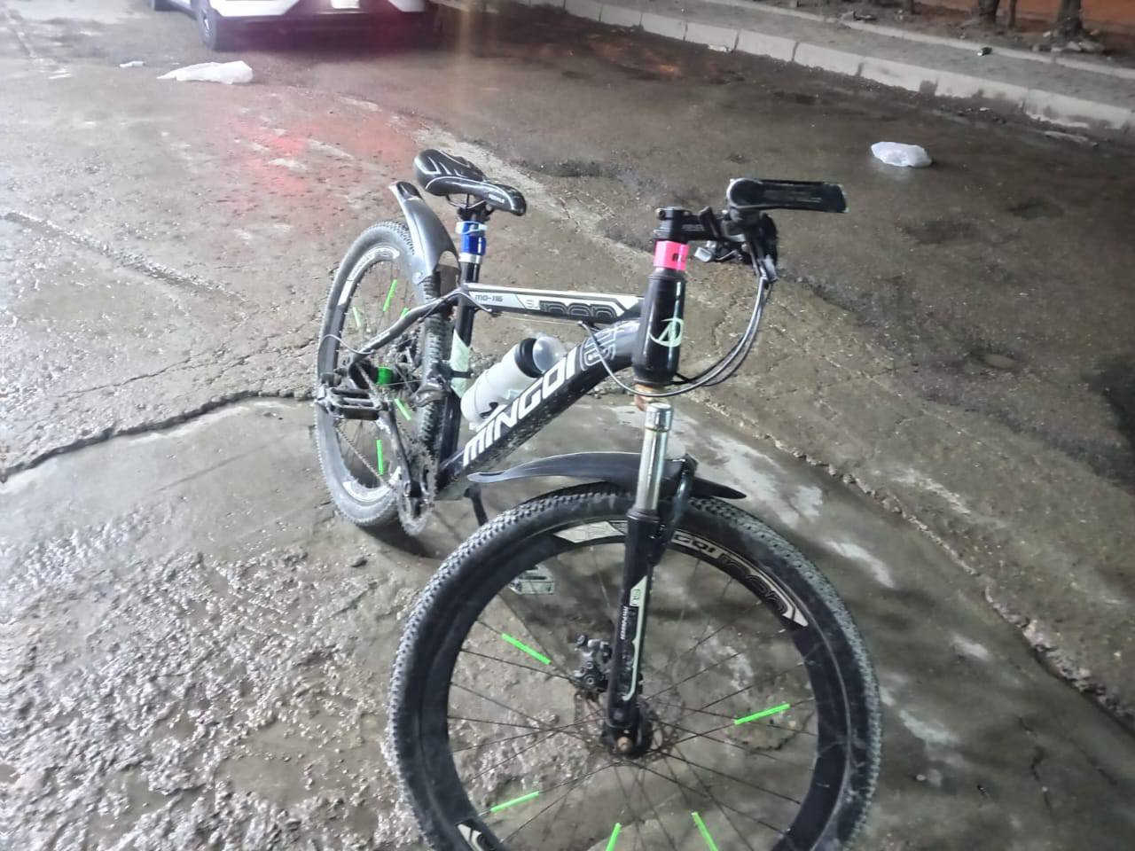 سلام عليكم ورحمه الله وبركاته
عندي بايسكل  جبلي البيع 
نضافته 85/100 حلو ومرتب ونضيف 
رايده 125 الف مكاني بغداد دوره


**إذا كنت صاحب هذا الإعلان وتريد حذفه لأي سبب، رجاءا أرسل رسالة إلى الدعم الفني**