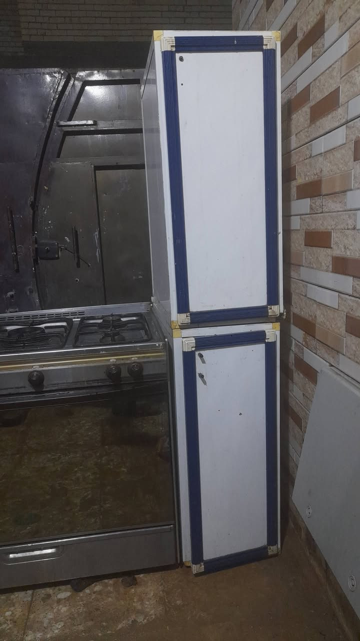 طباخ كريازي  شغال هوه والفرن 125 كاونتر مرمر  125 مكان كرغوليه   ***********
