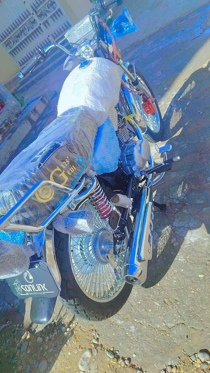سلام عليكم شباب دراجه موديل 2025 جديده للبيع سعر 550وبيه مجال اللاسفسار ***********
شراي يتصل فقط
